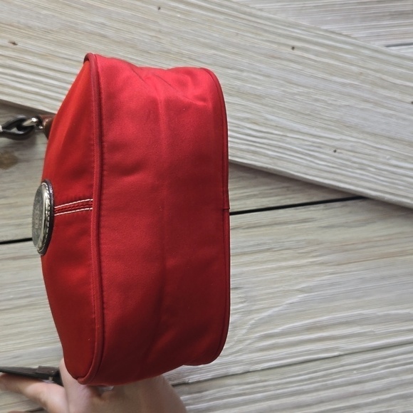 Dooney & Bourke Wayfarer red shoulder bag - Picture 7 of 14